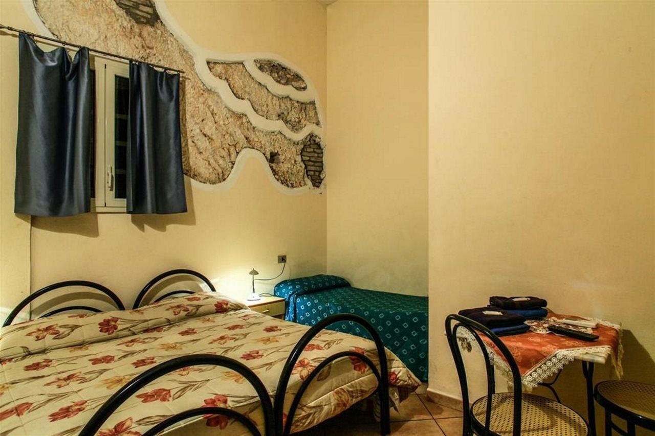 Albergo Aurora กาญารี ภายนอก รูปภาพ